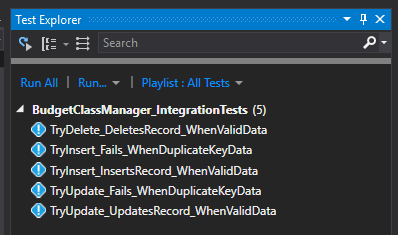 Pruebas de integración con xUnit y Entity Framework Core /posts/images/devenv_2017-06-16_16-27-11.png